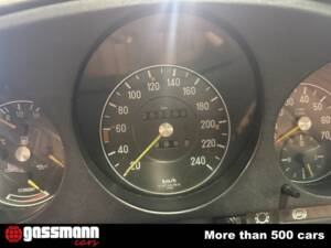 Image 9/15 of Mercedes-Benz 380 SL (1985)