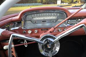 Bild 48/50 von Ford Fairlane 500 Skyliner (1959)