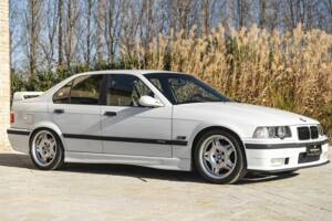 Bild 2/50 von BMW 318is "Class II" (1994)