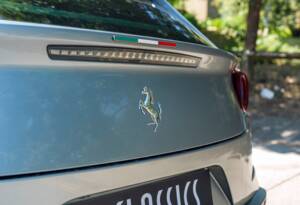 Bild 13/36 von Ferrari GTC4Lusso T (2020)