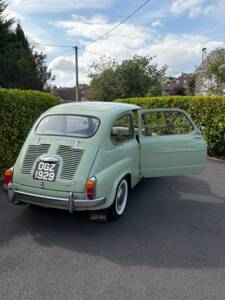 Image 9/24 of SEAT 600 D (1966)