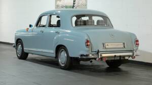 Image 3/31 of Mercedes-Benz 180 a (1958)