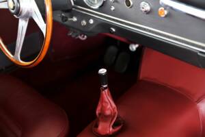Bild 46/50 von Maserati 3500 GTI Sebring (1963)