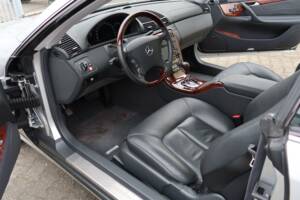 Image 9/14 of Mercedes-Benz CL 500 (2003)