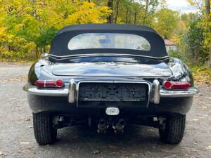Bild 11/47 von Jaguar E-Type (1968)
