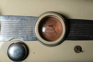 Image 39/50 of FIAT 1100 Ghia (1947)