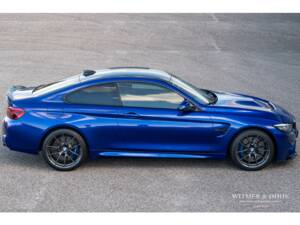 Image 6/50 of BMW M4 CS (2018)