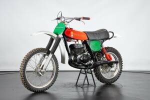 Immagine 5/50 di Montesa Cappra 250 VE (1977)
