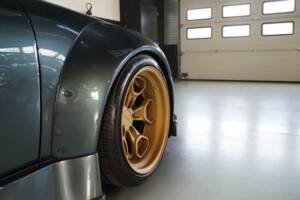 Image 31/50 of Porsche 911 Carrera RWB (1995)