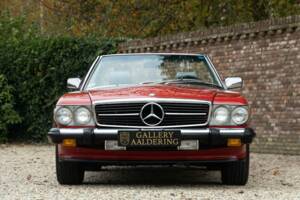 Imagen 5/50 de Mercedes-Benz 560 SL (1986)