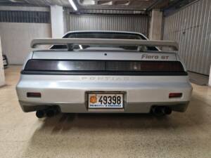 Image 7/8 of Pontiac Fiero GT (1985)