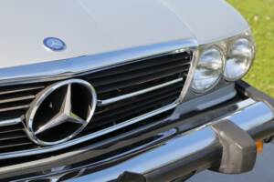 Image 25/50 de Mercedes-Benz 560 SL (1988)