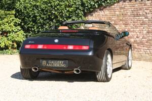 Obraz 30/50 pojazdu Alfa Romeo Spider 3.2 V6 24V (2003)