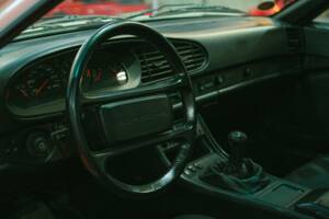 Image 21/45 of Porsche 944 S2 (1989)