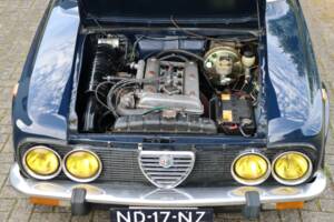 Image 24/50 of Alfa Romeo Giulia Nuova Super 1600 (1978)