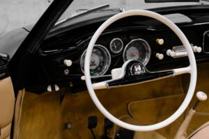 Image 23/50 of Volkswagen Karmann Ghia 1200 (1959)