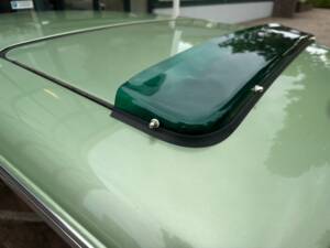 Image 20/80 of Peugeot 504 TI (1976)