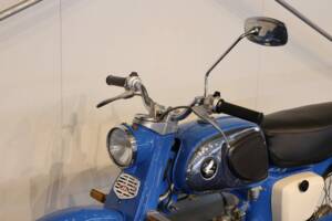 Bild 17/22 von Honda Super Cub C 110 (1900)