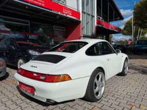 Bild 9/40 von Porsche 911 Carrera (1993)