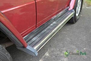 Image 44/49 de Mercedes-Benz 230 GE (SWB) (1993)