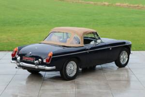 Afbeelding 26/50 van MG MGB (1973)