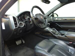 Image 51/96 of Porsche Cayenne S Diesel (2013)