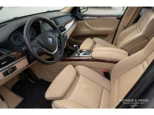 Bild 3/26 von BMW X5 xDrive48i (2007)