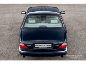 Image 11/31 of Jaguar XJR 4.0 (1999)