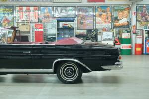 Image 9/50 of Mercedes-Benz 220 SE b (1963)