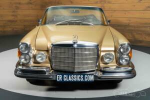 Immagine 4/19 di Mercedes-Benz 280 SE 3,5 (1971)