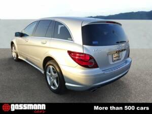 Bild 6/15 von Mercedes-Benz R 500 4MATIC (2006)