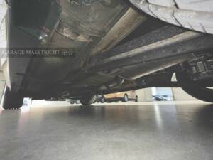 Image 85/100 de Alfa Romeo 2.0 Spider (1993)