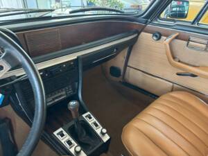 Immagine 14/26 di BMW 3.0 CSi (1971)