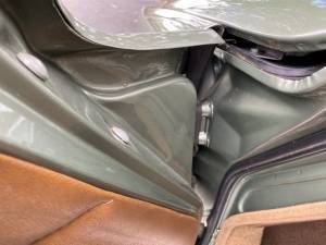 Image 42/50 of Rover 3500 (1975)