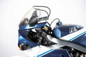 Immagine 11/47 di Suzuki GSX-R 1100 (1987)