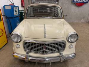 Image 4/13 of FIAT 1100-103 Familiare (1961)