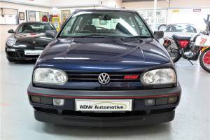 Bild 3/12 von Volkswagen Golf III 2.0 16V GTI (1996)