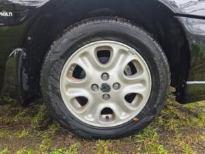 Immagine 26/33 di Mazda MX-3 1.8 (1991)