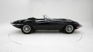 Image 9/15 de Jaguar Type E 4.2 (1966)