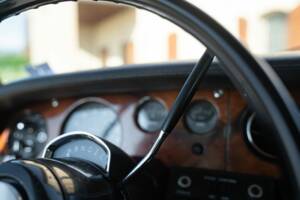 Image 41/50 of Bentley T 1 (1975)