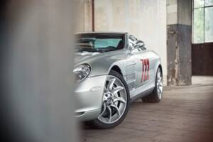 Image 46/61 of Mercedes-Benz SLR McLaren (2004)