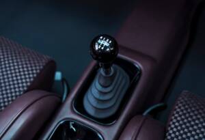 Image 23/34 of Porsche 911 Singer (2023)