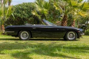 Image 3/40 de Lamborghini 400 GT (1967)