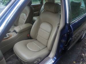 Bild 12/17 von Daimler Eight LWB (2000)