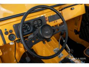 Image 17/32 de Suzuki LJ 80 (1981)