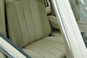 Bild 30/50 von Mercedes-Benz 280 S (1982)