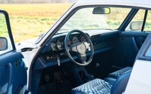 Bild 26/36 von Porsche 911 Carrera 3.2 (1984)