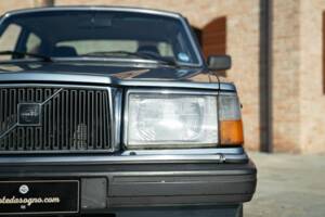 Bild 17/50 von Volvo 240 Diesel (1984)