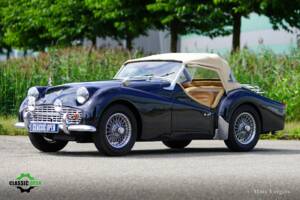 Image 32/46 of Triumph TR 3A (1958)