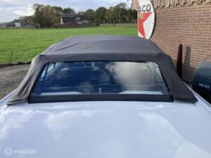 Bild 28/50 von Lincoln Continental Convertible (1966)